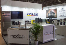 Atrakcyjne stoisko targowe