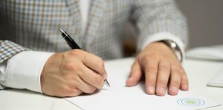 Kto podpisuje instruktaż ogólny?